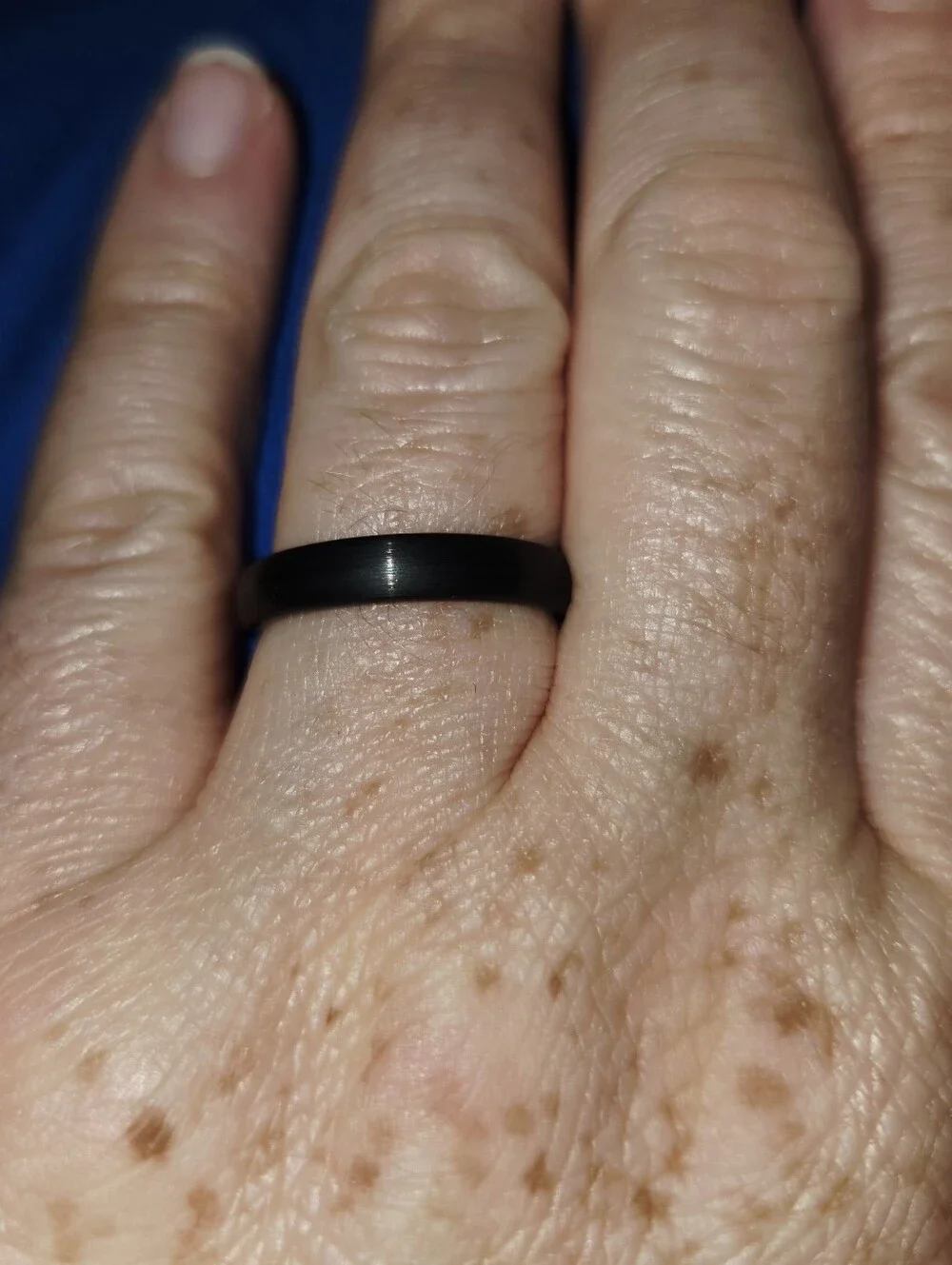 Black Tungsten Carbide Ring Size 9 Men’s Unisex Wedding Band